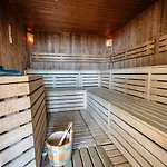 Pohorje Village Wellbeing - Wellness & Bolfenk ホテル