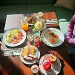 ホテル Pohorje Village Wellbeing - Wellness & Bolfenk