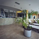 ホテル Pohorje Village Wellbeing - Wellness & Bolfenk