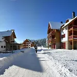 Pohorje Village Wellbeing - Wellness & Bolfenk ホテル 4*