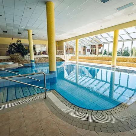 Pohorje Village Wellbeing - Wellness&spa Bolfenk 4*