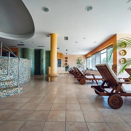 Hotel Pohorje Village Wellbeing - Wellness & Bolfenk Maribor
