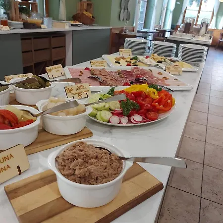 Szálloda Pohorje Village Wellbeing - Wellness & Bolfenk 4*
