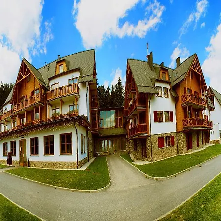 Pohorje Village Wellbeing - Wellness & Bolfenk Szálloda 4*