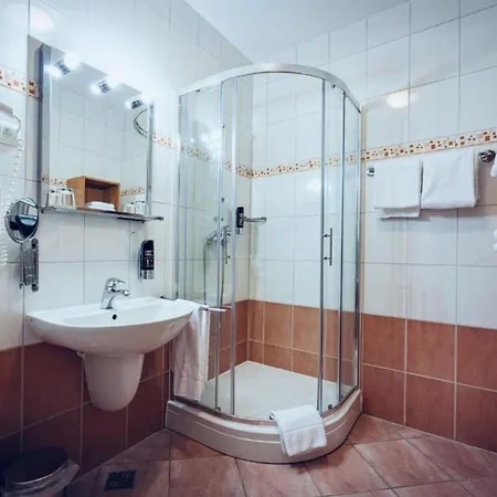 מלון Pohorje Village Wellbeing - Wellness & Bolfenk