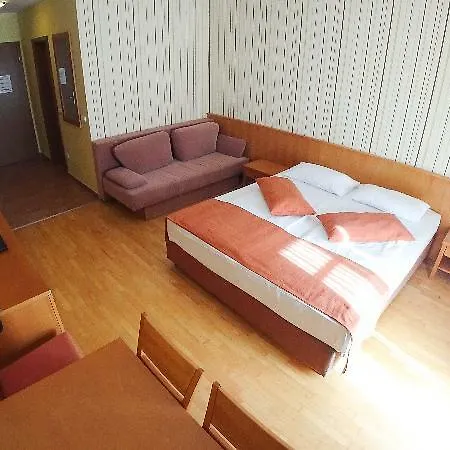 Szálloda Pohorje Village Wellbeing - Wellness & Bolfenk